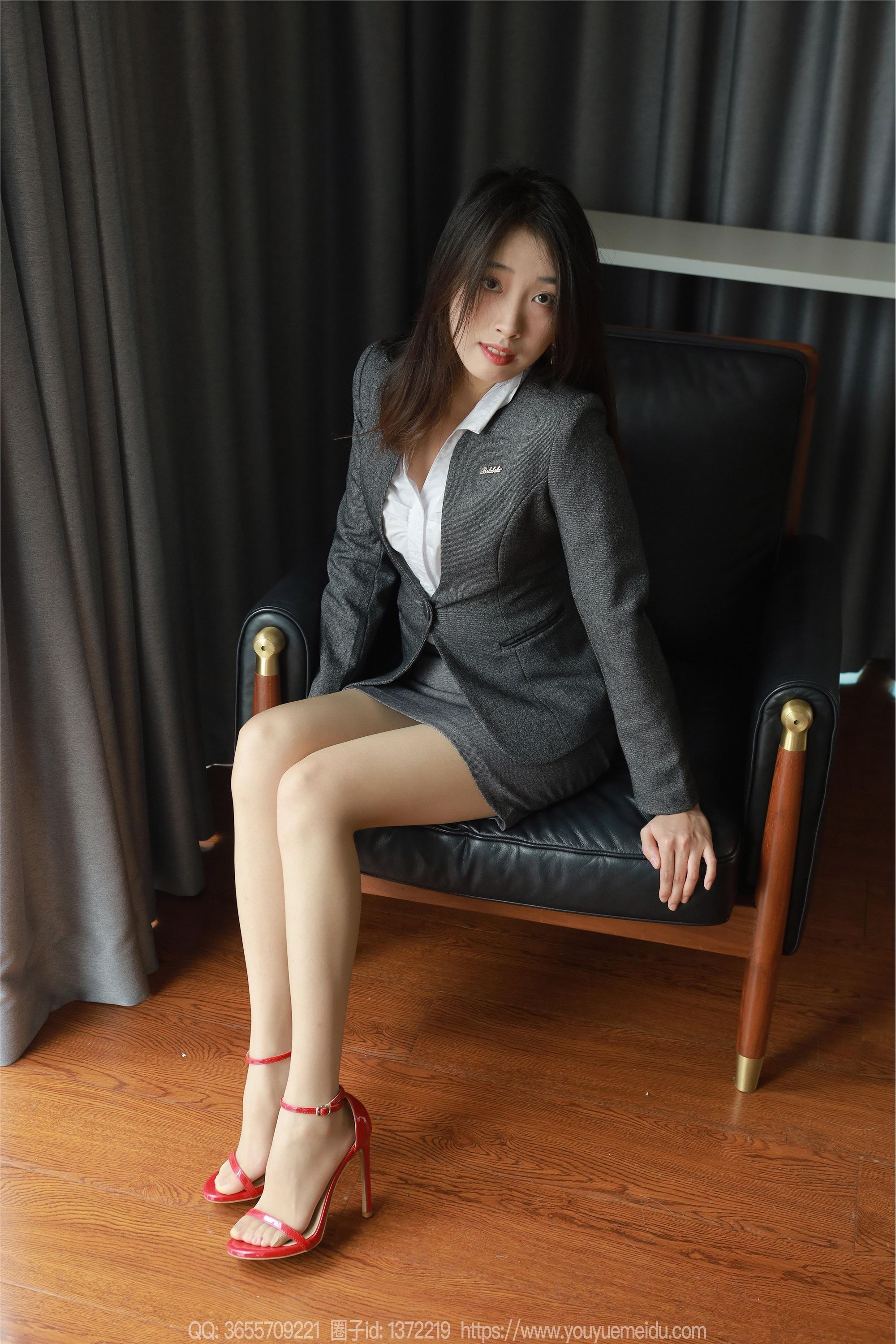 IESS异思趣向  2024.01.11 丝享家 1635 小九《OL制服（下）》